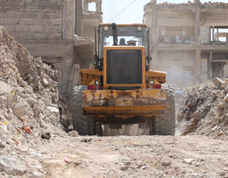 The Only Rubble Removal Machine in Yarmouk Camp Returns to Service
